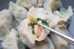 虾仁饺子的做法,家常美味,制作指南