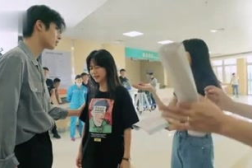 娱乐吃瓜小爱,揭秘娱乐圈那些不为人知的幕后故事